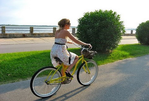 Firmstrong Urban Lady Beach Cruiser Bicycle
