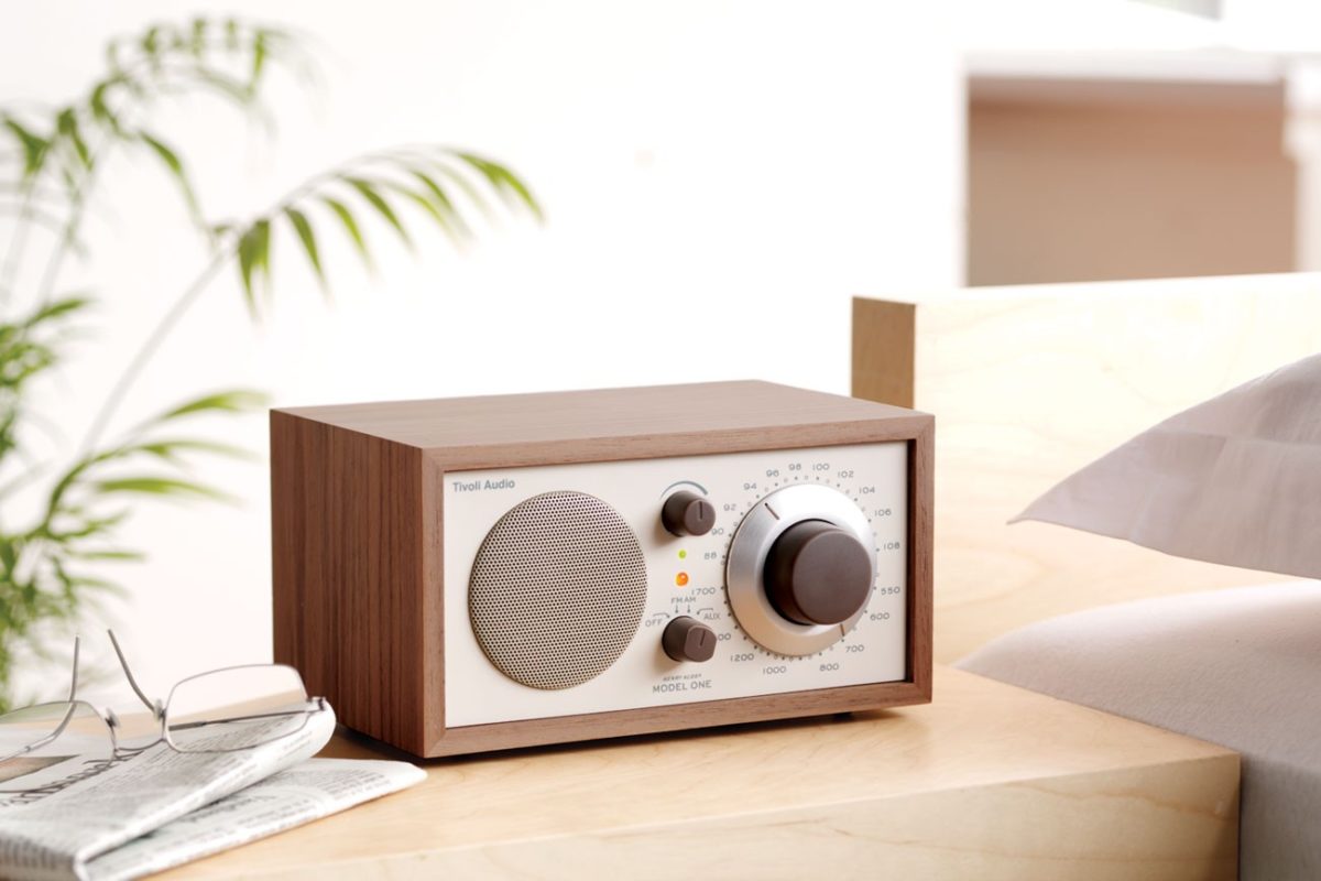 15 Beautiful Vintage Style Modern Best Tabletop Radios 2023