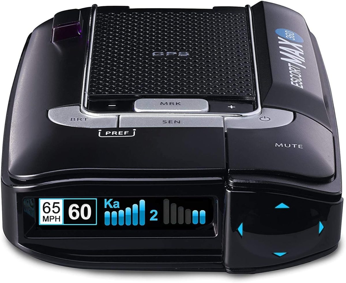 10 Best Radar Detectors for the Money 2021 [REVIEWS]